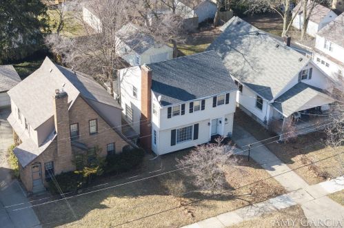 2035 Un Ave, Grand Rapids MI 49507-3218 exterior