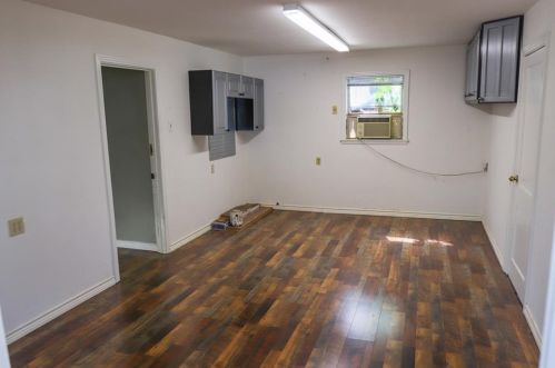 1809 Alguno Rd, Austin TX 78757-3222 exterior