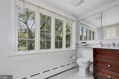 3212 Klingle Rd, Washington DC 20008-3404 exterior