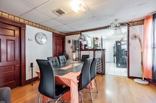 99 Euclid Ave, Springfield MA 01108-1725 exterior