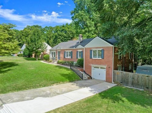 639 Cofield Dr, Atlanta GA 30354-1001 exterior