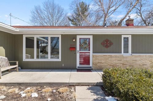 1605 Tarragon Dr, Madison WI  53716-1858 exterior