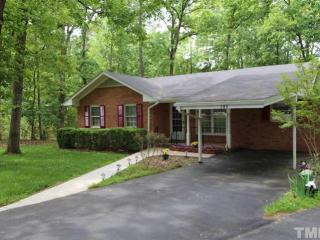 105 Melba Cir, Carrboro, NC 27510-1125