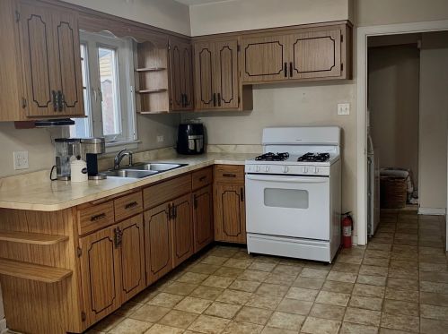 5135 Natchez Ave, Chicago IL 60638-1346 exterior