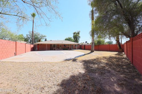 5641 7 Dr, Phoenix AZ 85029-1805 exterior