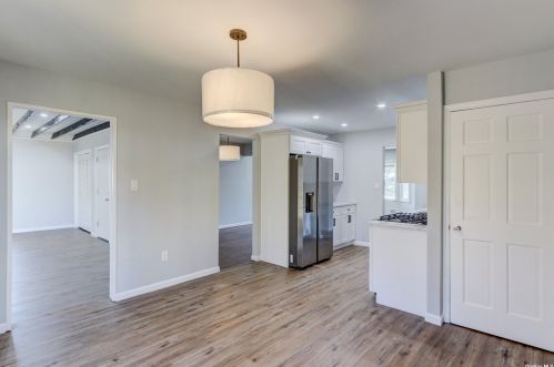 14 Gannet Dr, Commack NY 11725-4903 exterior