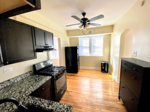 3418 Palmer St, Chicago, IL 60647-3518