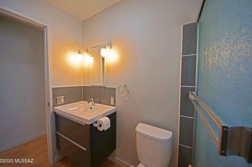 3008 Dickson Dr, Tucson AZ 85716-1722 exterior