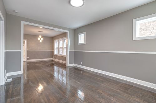 3048 80th St, Chicago IL  60617-1437 exterior