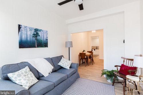 216 James St, Lancaster PA 17603-2910 exterior