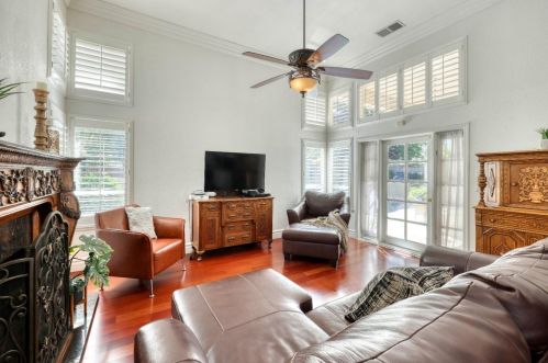 1140 Elderberry Cir, Folsom CA  95630-7659 exterior