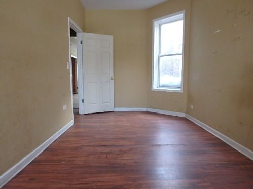 6042 Throop St, Chicago IL 60636-1816 exterior