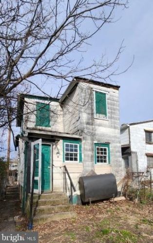 26 Franklin St, Pottstown, PA 19464-5954