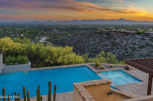 6941 Finger Rock Pl, Tucson AZ  85718-1401 exterior