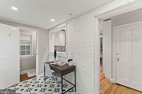 408 Philadelphia Ave, Silver Spring MD 20912-4112 exterior