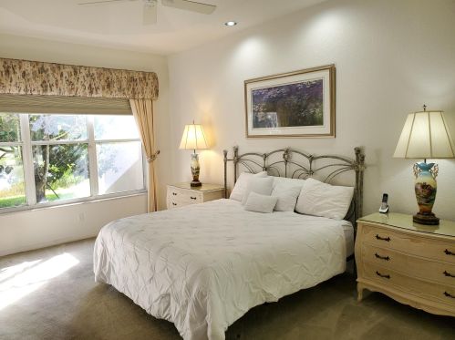 11637 Castellon Ct, Boynton Beach FL 33437-4085 exterior