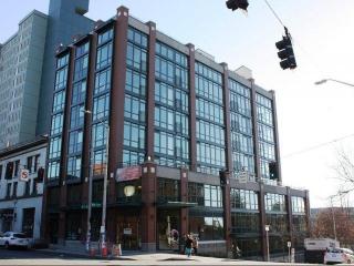 2233 1st Ave, Seattle WA  98109-2316 exterior