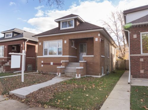 7019 Wolfram St, Chicago IL  60634-4739 exterior