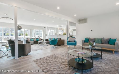 829 Spar Dr, Lacey NJ 08731-3028 exterior