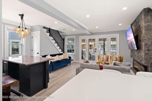 103 13th Ave, Belmar NJ  07719-2425 exterior