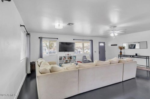 1901 22nd St, Phoenix AZ  85006-2446 exterior