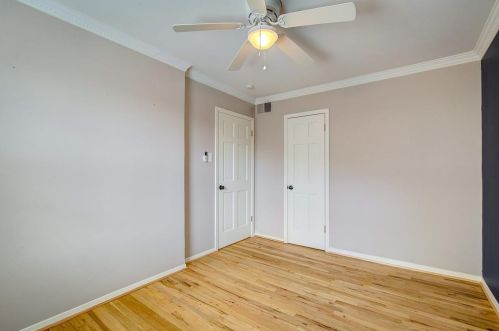 5006 Hall St, Dallas TX 75235-8814 exterior