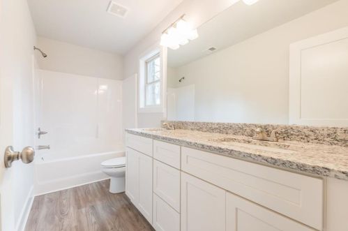 6850 Sawnee Ter, Gainesville GA 30506-0060 exterior