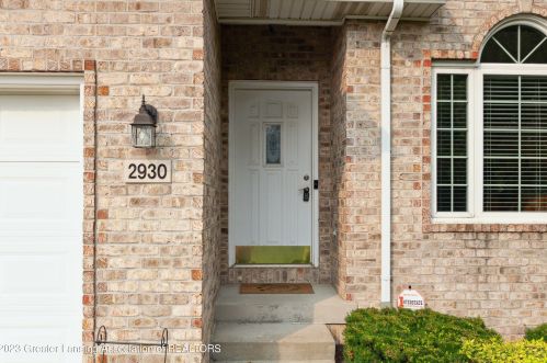 2930 Marfitt Rd, East Lansing MI 48823-6355 exterior