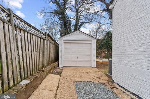 2225 Shepherd St, Washington DC  20018-3141 exterior