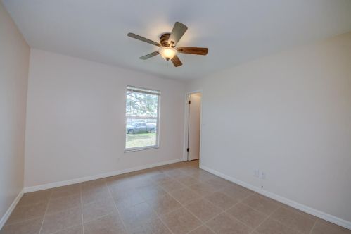 1198 Empire St, Fort Pierce FL 34983-2468 exterior