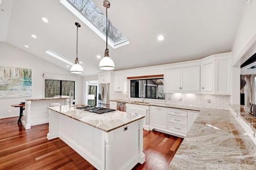 9615 Huntcliff Trce, Atlanta GA 30350-2615 exterior