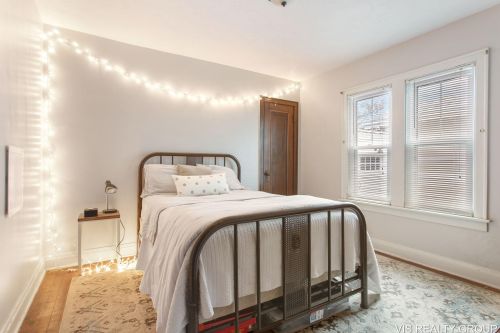 2256 Blodgett St, Meskegon MI  49441-1516 exterior