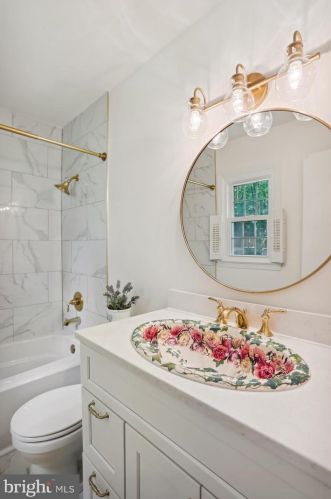 7641 Miller Fall Rd, Rockville MD 20855-1165 exterior