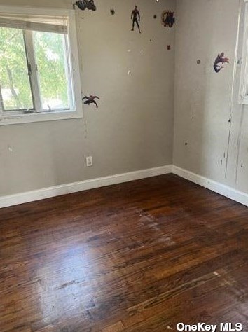 277 15 St, Babylon NY 11704-2728 exterior