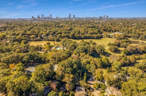 1585 Marlbrook Dr, Atlanta GA 30307-1719 exterior