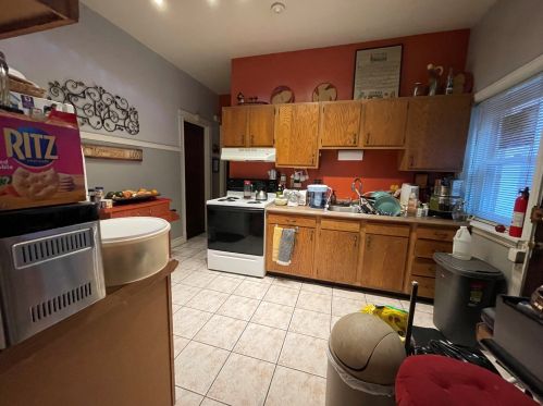 7821 Sangamon St, Chicago IL 60620-2813 exterior