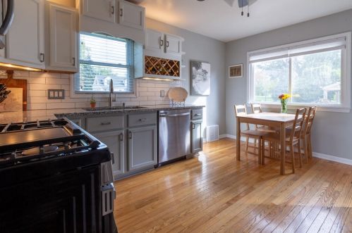 2531 80, Milwaukee WI 53213-1008 exterior