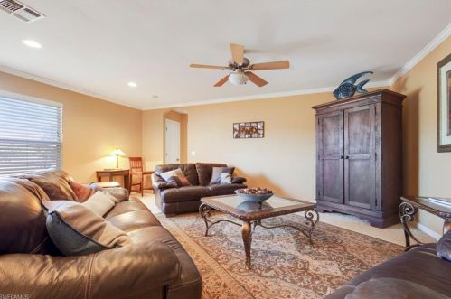 8413 Holw Brk Cir, Naples FL 34119-9724 exterior