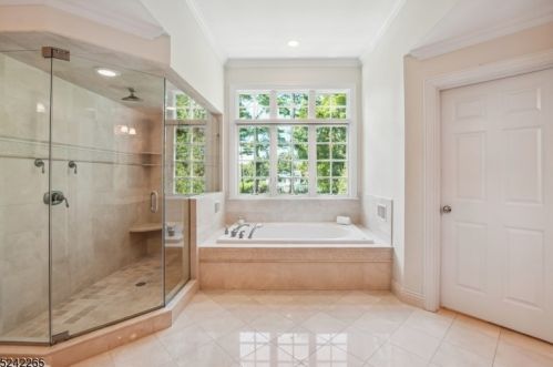 40 Linden Ln, Chatham Township NJ 07928-1654 exterior