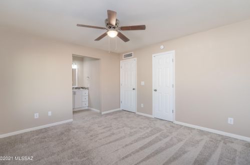 7930 Oldfather Dr, Tucson AZ 85741-1623 exterior