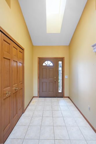 21855 Town Gate Dr, Macomb Township MI 48044-3791 exterior