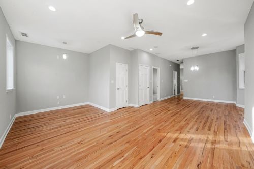 3742 Troy St, Chicago IL 60655-2321 exterior