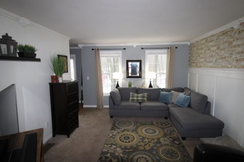 6 Parmenter Rd, Concord, NH 03303-4161