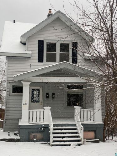 622 8th St, Duluth, MN 55805-1457