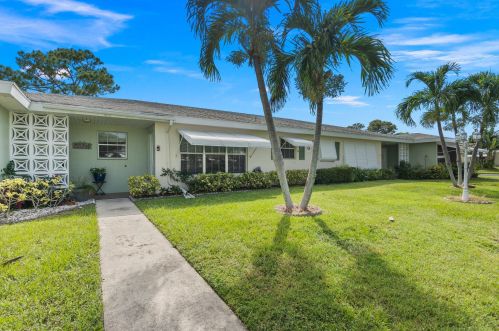 925 Savannas Point Dr, Fort Pierce, FL 34982-6774