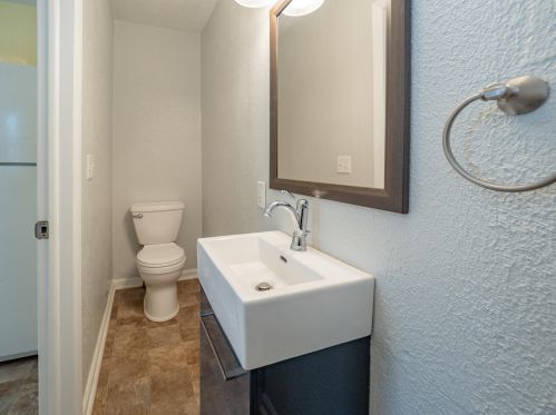 2930 Courtlandt Ave, Kalamazoo MI  49004-1626 exterior