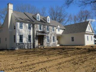 490 Black Swan Ln, Berwyn, PA 19312-1908