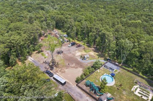 204 Bennetts Mills Rd, Jackson Twp NJ 08527-4260 exterior