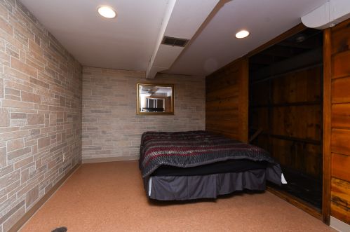 845 Fulton Ave, Waukegan IL 60085-5223 exterior