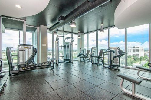 777 Ashley Dr, Tampa FL  33602-4356 exterior